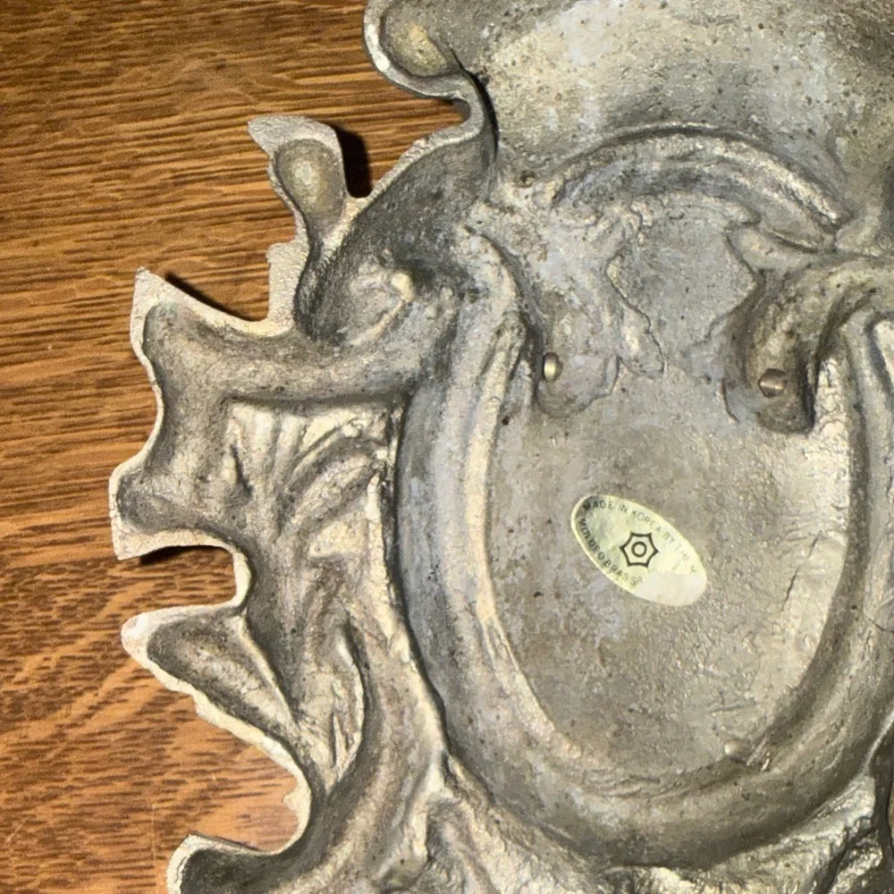 Ornate Wall Plaque in Silver - Decorative Home Door Knocker